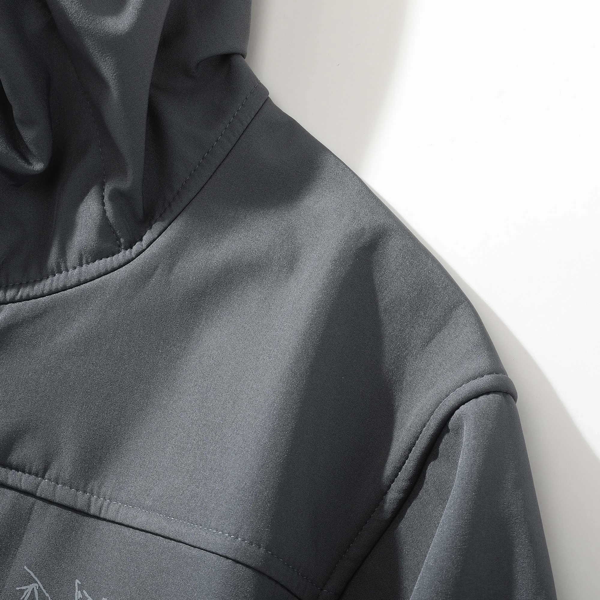 ARCTERYX GAMMA MX ， Wear-Resistant Breathable Versatile 100％ Series（essentials） gamma mx Gamma ，MX ， ， Gamma MX Top Seller， ， Series， ， ; ， ， ， ， ; ，New Arrival ， DWR ， ， ，Breathable Wind Stopper ， ， Series Gamma LT) COLOR: Black Size：S-XXL ：68 70 72 74 76 ：116 120 124 128 132 ：46 48 50 52 54 ：60 62 64 66 68 S 90-120 M 125-135 L 140-150 XL 160-165 XXL 175-185